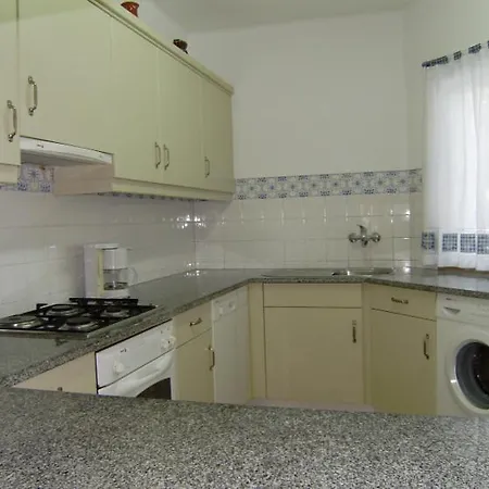 Villa Da Colina 3 Bedrooms Sea Views A Few Minutes Walk To The *