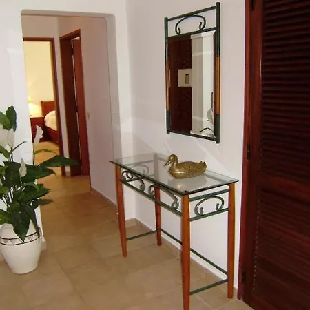 Da Colina 3 Bedrooms Sea Views A Few Minutes Walk To The *