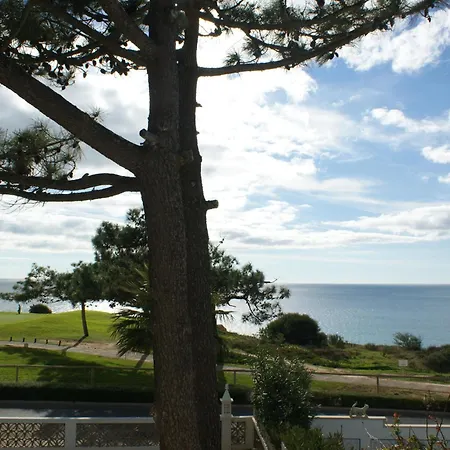 Da Colina 3 Bedrooms Sea Views A Few Minutes Walk To The Villa *