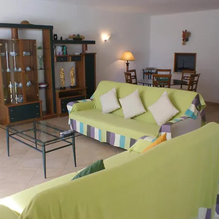 Da Colina 3 Bedrooms Sea Views A Few Minutes Walk To The *
